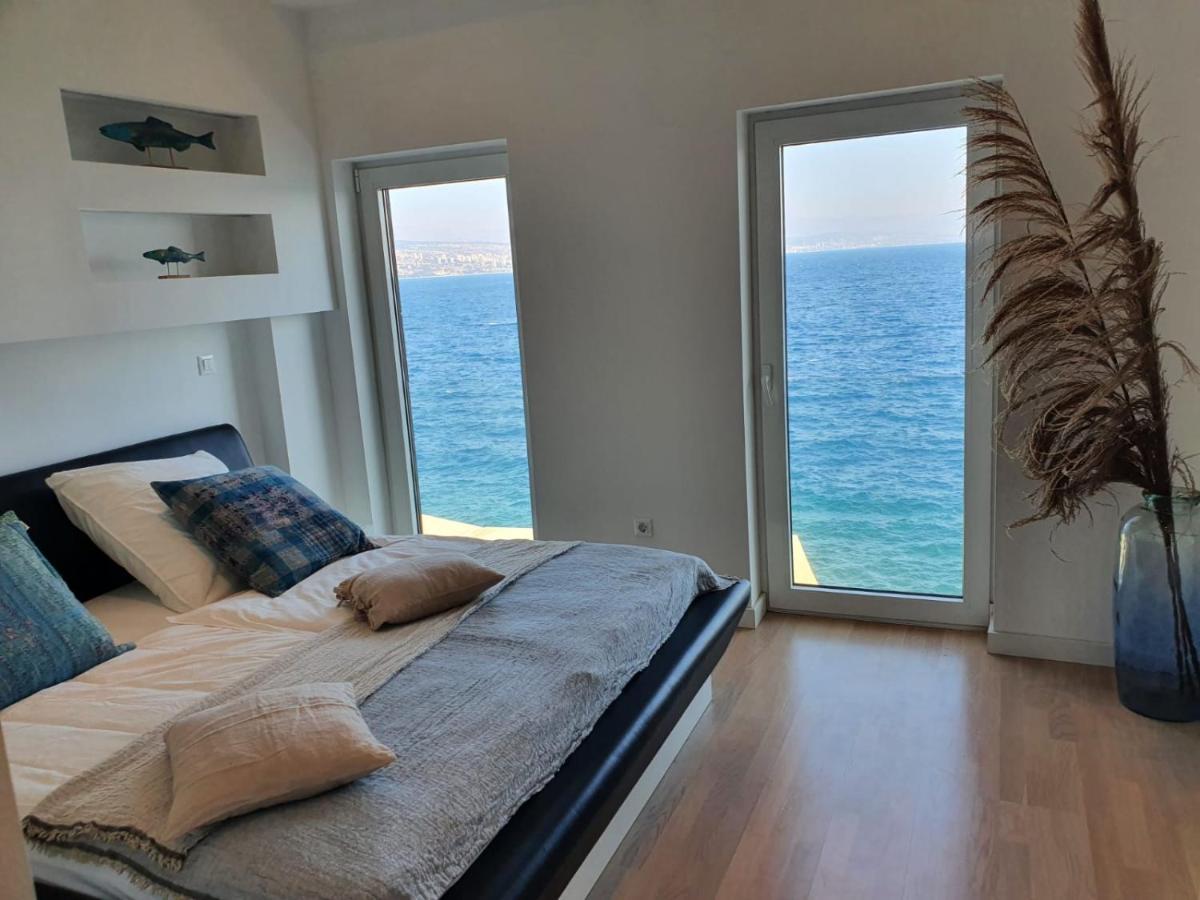 First Row To The Sea Apartment Opatija Exterior photo