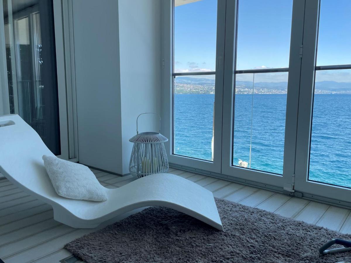 First Row To The Sea Apartment Opatija Exterior photo